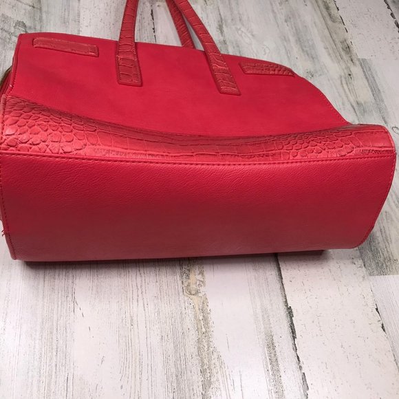 Olivia + Joy coral briefcase style shoulder tote - Picture 3 of 11